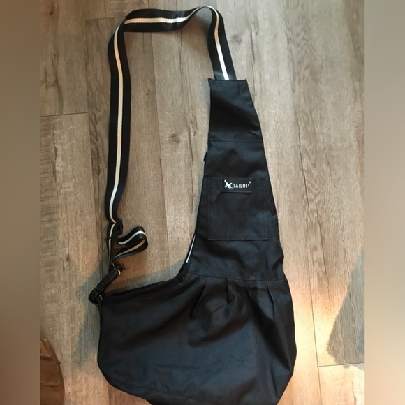 Small cat/dog sling in great condition - Picture 2 of 5